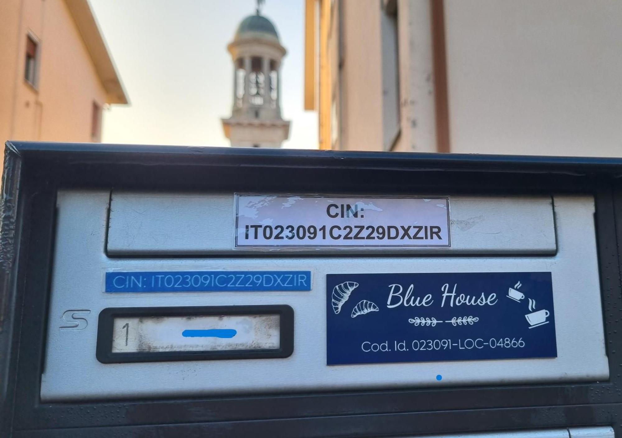 Blue House Apartment - San Massimo Werona Zewnętrze zdjęcie